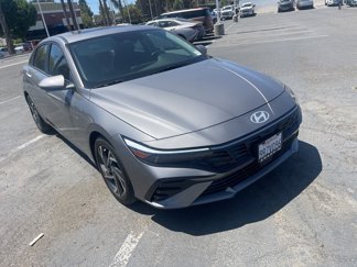 Used 2024 Hyundai Elantra SEL w/ Convenience Package image 1