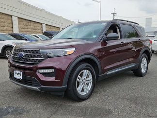 Certified 2022 Ford Explorer XLT w/ Equipment Group 202A image 1