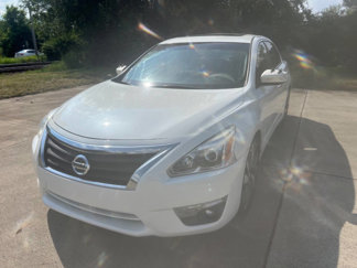 Used 2013 Nissan Altima 2.5 SL w/ Technology Pkg image 1