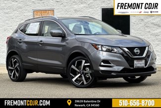 Used 2022 Nissan Rogue Sport SL image 1