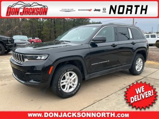 Certified 2023 Jeep Grand Cherokee Laredo image 1
