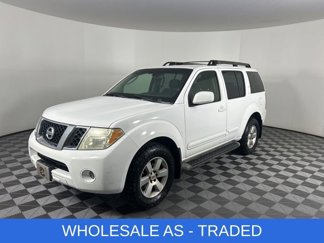 Used 2008 Nissan Pathfinder SE image 1