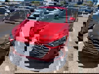 Used 2017 Hyundai Elantra SE image 1