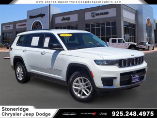 Used 2023 Jeep Grand Cherokee L Laredo image 1