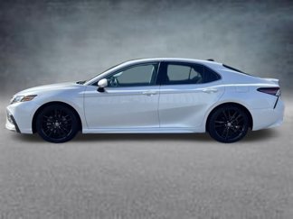 Used 2022 Toyota Camry XSE video 2