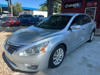Used 2013 Nissan Altima 2.5 S image 1