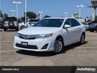 Used 2012 Toyota Camry LE image 1