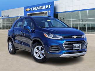 Used 2020 Chevrolet Trax LT w/ LT Convenience Package image 1