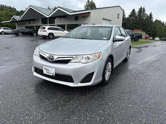 Used 2012 Toyota Camry LE image 1