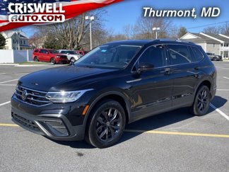 Used 2022 Volkswagen Tiguan SE image 1
