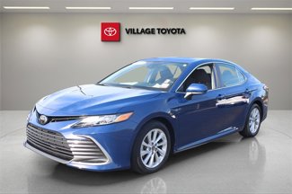 Certified 2023 Toyota Camry LE image 1