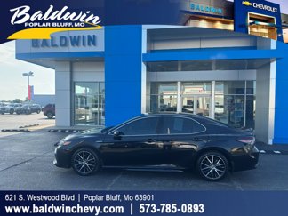 Used 2021 Toyota Camry SE image 1
