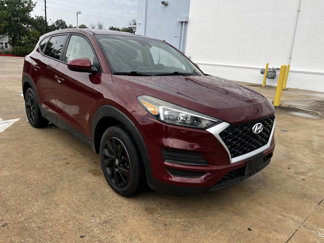 Used 2019 Hyundai Tucson SE image 1