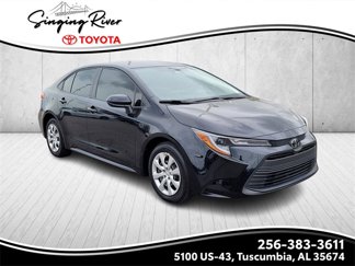 Used 2023 Toyota Corolla LE image 1
