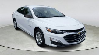 Used 2023 Chevrolet Malibu LS image 1