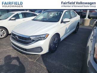 Certified 2024 Volkswagen Jetta SE video 1
