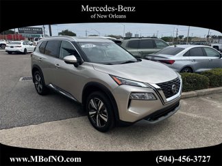 Used 2021 Nissan Rogue SL image 1