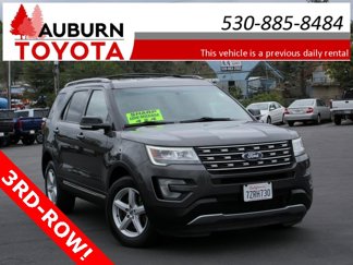 Used 2016 Ford Explorer XLT image 1