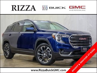 Certified 2022 GMC Terrain SLT w/ Infotainment Package II image 1