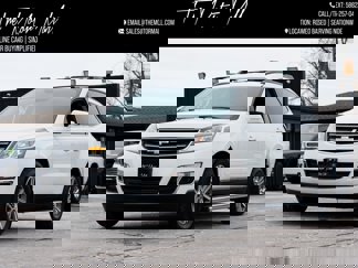 Used 2017 Chevrolet Traverse LT image 1