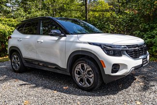 Certified 2024 Kia Seltos S image 1