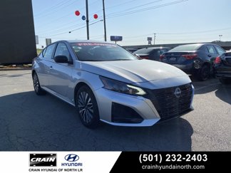 Used 2024 Nissan Altima 2.5 SV image 1