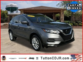 Used 2021 Nissan Rogue Sport SV image 1