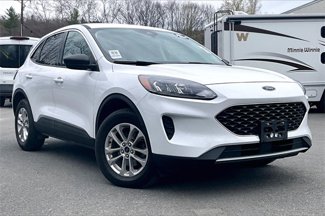Used 2022 Ford Escape SE w/ Cold Weather Package image 1