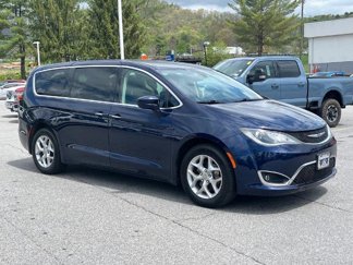 Used 2019 Chrysler Pacifica Touring Plus w/ Tire & Wheel Group image 1
