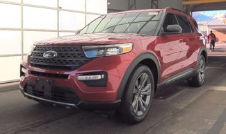 Used 2022 Ford Explorer XLT w/ Equipment Group 202A image 1