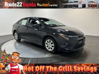 Used 2024 Toyota Corolla LE image 1