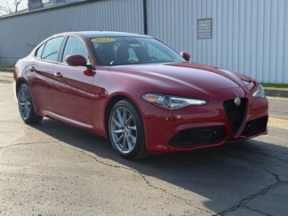 Used 2022 Alfa Romeo Giulia Sprint image 1