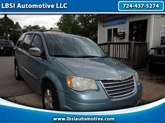 Used 2010 Chrysler Town & Country Touring Plus w/ Safetytec Group image 1