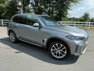 Used 2024 BMW X5 sDrive40i w/ Premium Package image 1