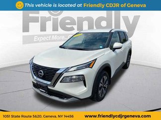Used 2023 Nissan Rogue SV image 1