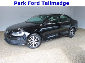 Used 2017 Volkswagen Jetta SE image 1