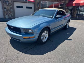 Used 2007 Ford Mustang Convertible image 1