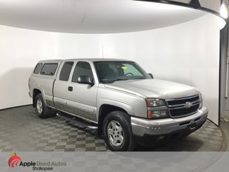 Used 2007 Chevrolet Silverado 1500 LT w/ Extended Cab Value Package image 1