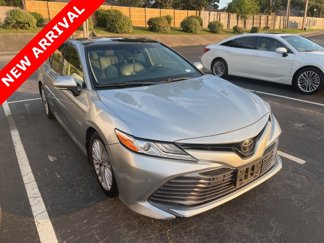 Used 2018 Toyota Camry L image 1