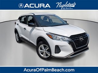 Used 2023 Nissan Kicks S image 1
