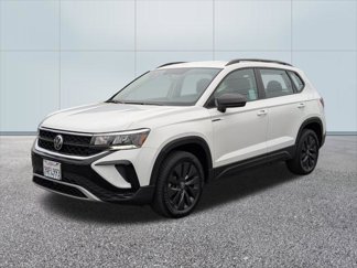 Certified 2022 Volkswagen Taos S image 1