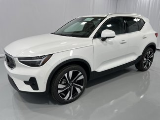 New 2025 Volvo XC40 B5 Plus w/ Protection Package Premier image 1