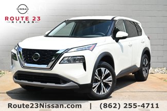 Certified 2021 Nissan Rogue SV image 1