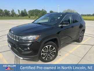 Used 2022 Jeep Compass Limited image 1
