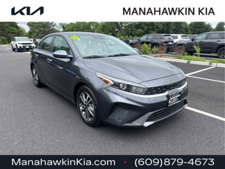 Certified 2022 Kia Forte LXS image 1
