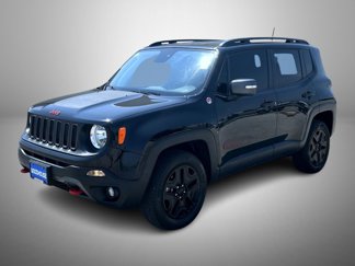 Used 2018 Jeep Renegade Trailhawk w/ Cold Weather Group II image 1