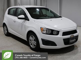 Used 2015 Chevrolet Sonic LT image 1
