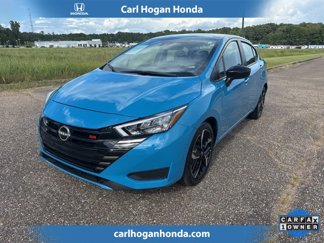 Used 2025 Nissan Versa SR image 1