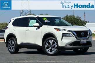 Used 2021 Nissan Rogue SV image 1