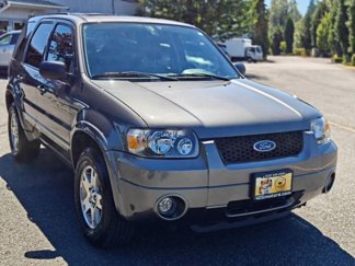 Used 2005 Ford Escape Limited image 1